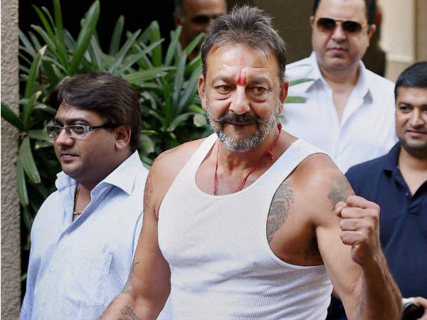 संजय दत्त बने एंटी ड्रग्स कैंपेन के ब्रांड एंबेसडर, कभी नशे ने बर्बाद कर दी थी उनकी जिंदगी संजय दत्त बने एंटी ड्रग्स कैंपेन के ब्रांड एंबेसडर, कभी नशे ने बर्बाद कर दी थी उनकी जिंदगी