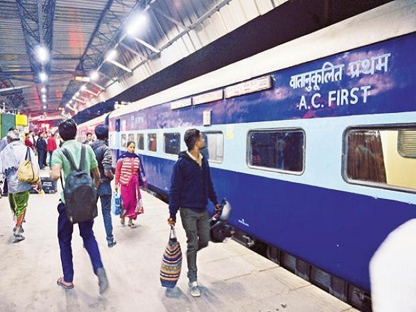 free wifi at 6000 railway stations in next 120 days, says piyush goyal free wifi at 6000 railway stations in next 120 days, says piyush goyal