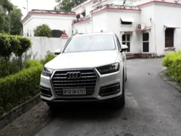shivpal yadav removes sapa flag from his car also changed the intro from twitter shivpal yadav removes sapa flag from his car also changed the intro from twitter