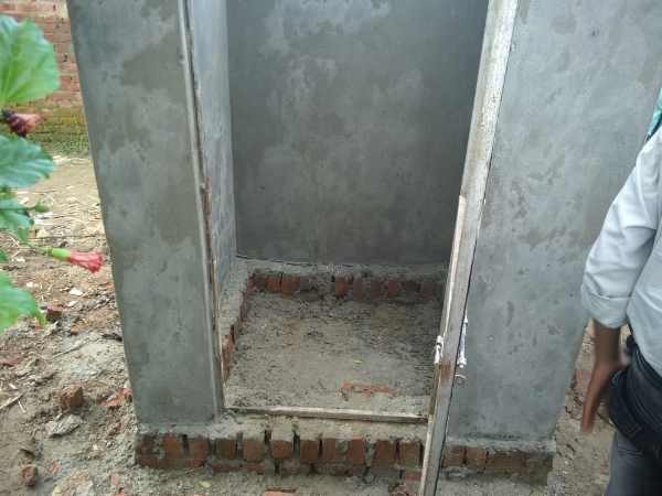 Gram Pradhan grab government money of construction of toilets and lights Gram Pradhan grab government money of construction of toilets and lights