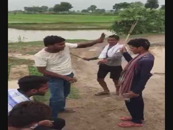 Man thrashed and made to lick spit following a dispute with a group of men in Bihar Man thrashed and made to lick spit following a dispute with a group of men in Bihar