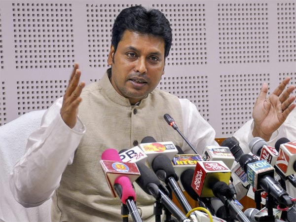 त्रिपुरा में ‘भारत बंद’ के दिन काम पर नहीं आने वाले कर्मचारियों के खिलाफ होगी कार्रवाई त्रिपुरा में ‘भारत बंद’ के दिन काम पर नहीं आने वाले कर्मचारियों के खिलाफ होगी कार्रवाई