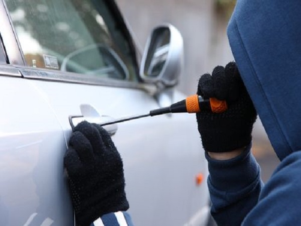 gang of thieves who stole vehicles on demand, busted gang of thieves who stole vehicles on demand, busted