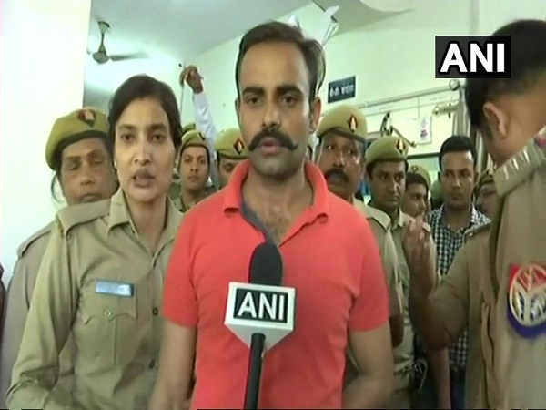 vivek tiwari murder case court gave accused remand to police vivek tiwari murder case court gave accused remand to police