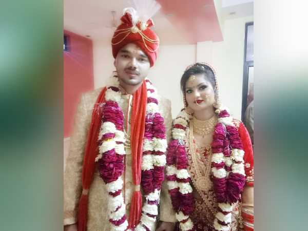 Husband beat her wife brutally video goes viral Husband beat her wife brutally video goes viral