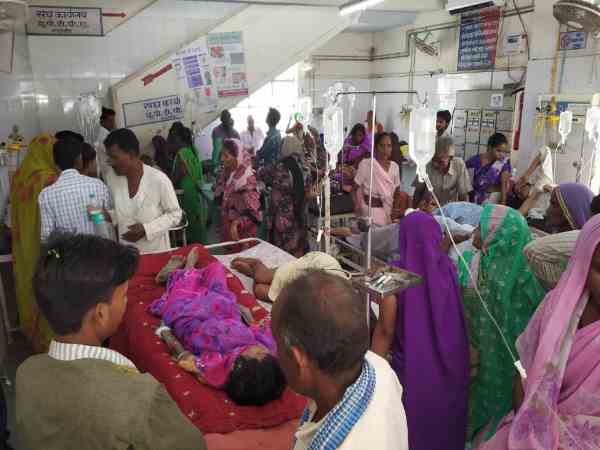 now doctors and staff are suffering from fever in shahjahanpur now doctors and staff are suffering from fever in shahjahanpur