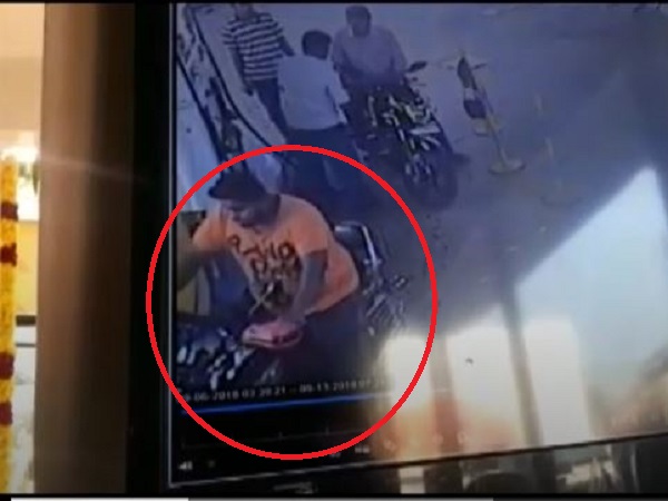 chennai: Bike engulfed in flames after man refill it to full tank chennai: Bike engulfed in flames after man refill it to full tank