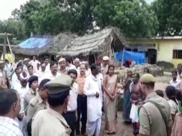 Power supply is cut of 85 villages in Hardoi Power supply is cut of 85 villages in Hardoi
