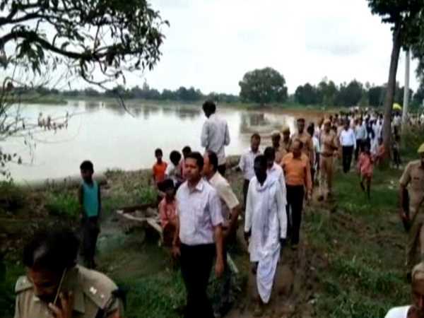 Power supply is cut of 85 villages in Hardoi Power supply is cut of 85 villages in Hardoi