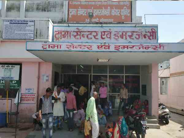 now doctors and staff are suffering from fever in shahjahanpur now doctors and staff are suffering from fever in shahjahanpur