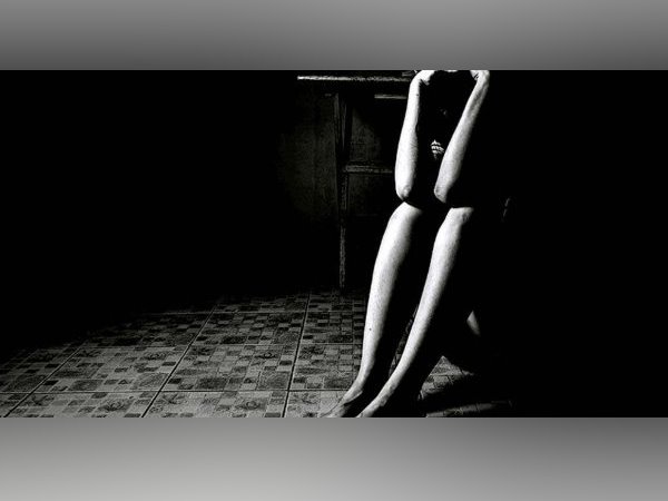 6 men beaten a 16 years old minor girl strip and shaved her head in araria bihar 6 men beaten a 16 years old minor girl strip and shaved her head in araria bihar