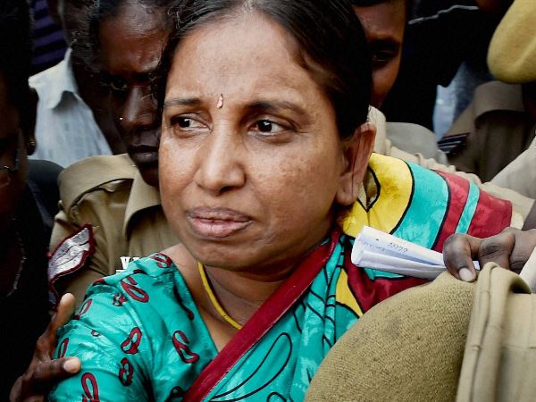 सुप्रीम कोर्ट ने तमिलनाडु के गवर्नर को दया याचिका पर विचार करने के लिए कहा
