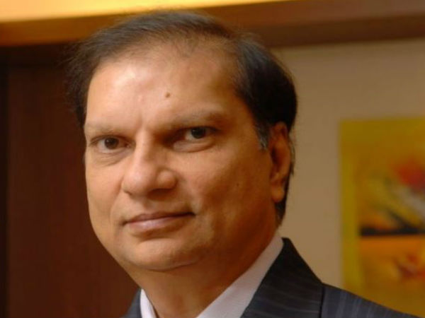 हिरासत की खबर गलत