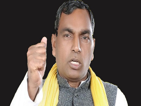 भाजपा सरकार में आये दिन गरीबों पर अत्याचार हो रहे है