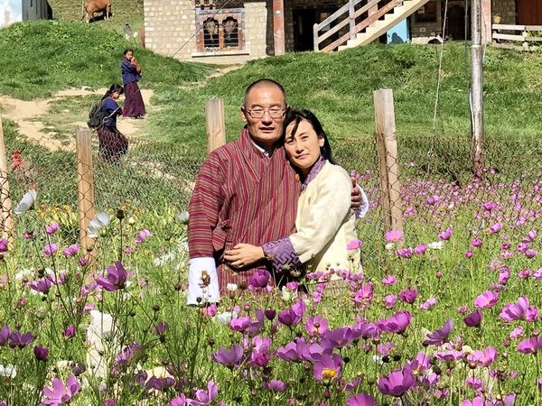 पूर्व प्रधानमंत्री शेरिंग तोगबे ने यह फोटो 12 सितंबर को ट्विटर पर शेयर की थी।