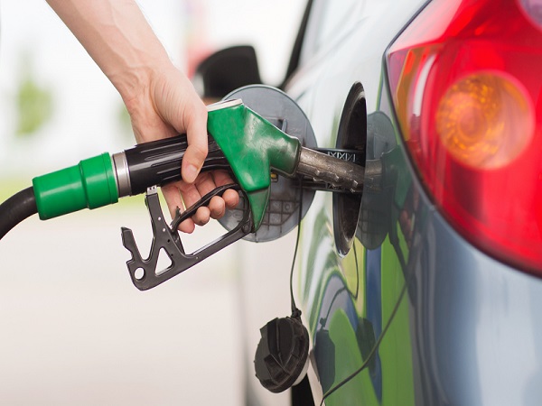 petrol diesel Prices Kept Unchanged in four metro cities petrol diesel Prices Kept Unchanged in four metro cities