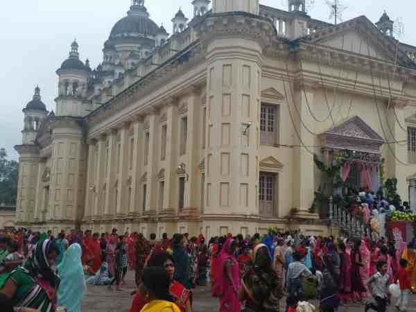 चर्च की तर्ज पर पन्ना में बना अनोखा मंदिर, अच्छी खेती के लिए लोग यहां करते हैं पूजा चर्च की तर्ज पर पन्ना में बना अनोखा मंदिर, अच्छी खेती के लिए लोग यहां करते हैं पूजा