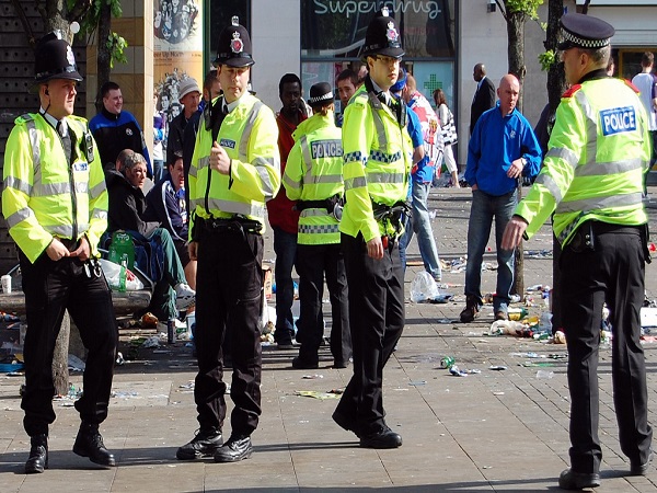 British police arrested a woman for attempted murder she chased a man with a large knife British police arrested a woman for attempted murder she chased a man with a large knife