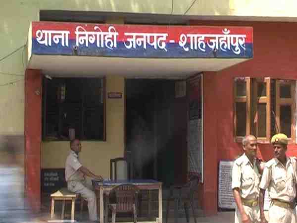 principal molested in the school toilet by two man in shahjahanpur principal molested in the school toilet by two man in shahjahanpur