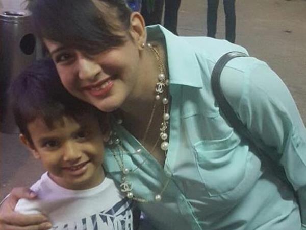 Preeti Jhangiani 7 Year Old Son allegedly Abused And Threatened By Senior Citizen Preeti Jhangiani 7 Year Old Son allegedly Abused And Threatened By Senior Citizen
