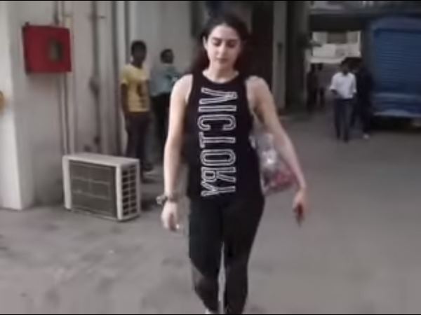 डेब्यू फिल्मों में दिखा सारा का जलवा