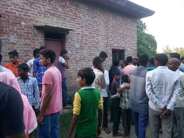 couple committed suicide in shahjahanpur couple committed suicide in shahjahanpur