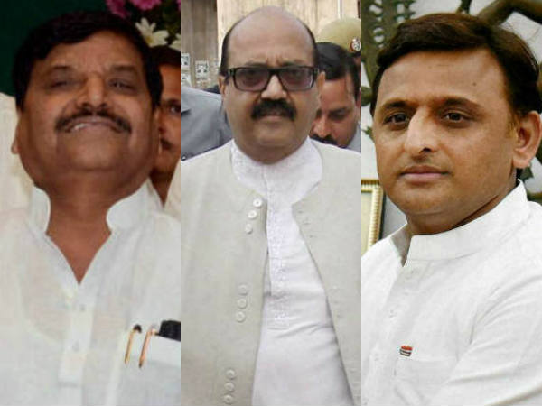 अखिलेश यादव को दी सलाह