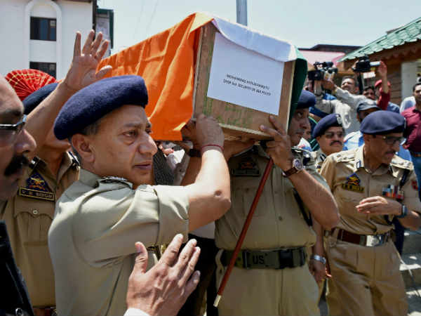 एक के बाद एक 11 रिश्तेदार अगवा