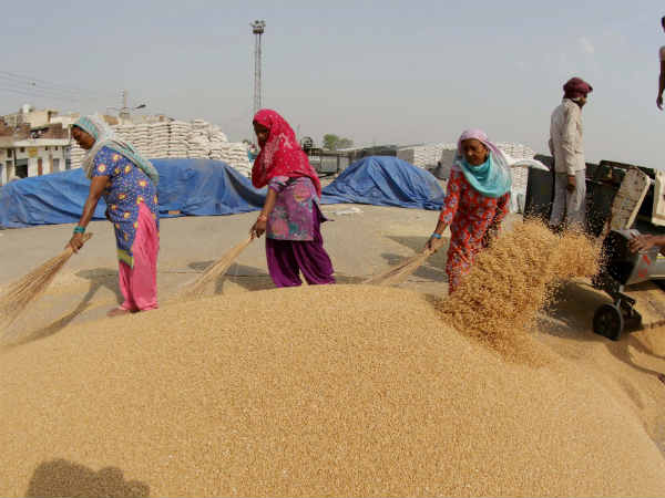 पंजाब से गुजरात, गुजरात से ईरान और फिर काबुल