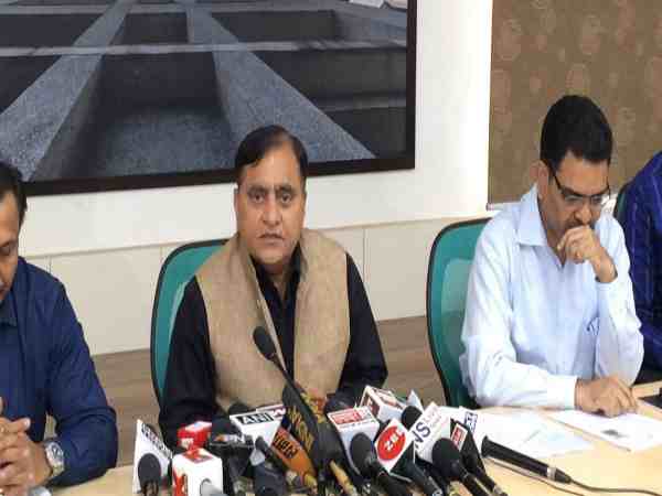 यूपी: हनीट्रैप में फंसा बीएसएफ का जवान, गुप्त सूचना आईएसआई तक पहुंचाने के आरोप में एटीएस ने किया गिरफ्तार यूपी: हनीट्रैप में फंसा बीएसएफ का जवान, गुप्त सूचना आईएसआई तक पहुंचाने के आरोप में एटीएस ने किया गिरफ्तार