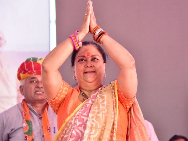 भाजपा को पूर्ण बहुमत