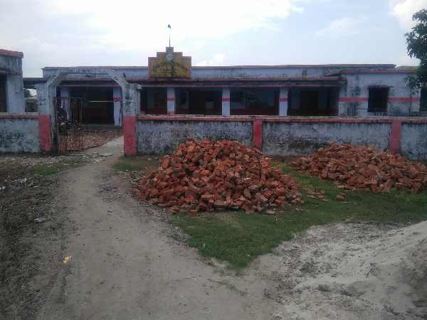 Gram Pradhan grab government money of construction of toilets and lights Gram Pradhan grab government money of construction of toilets and lights