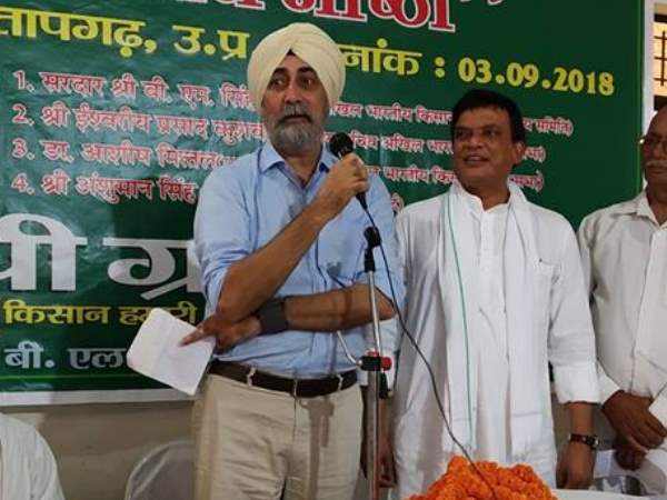 गन्ना जहर है तो योगी गोरखपुर मंडल की चीनी मिलें ना चलवाएं