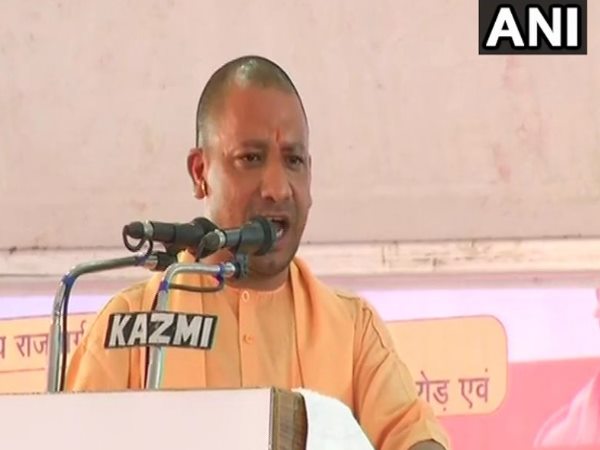 UP CM Yogi Adityanath target previous governments of SP and BSP over road UP CM Yogi Adityanath target previous governments of SP and BSP over road