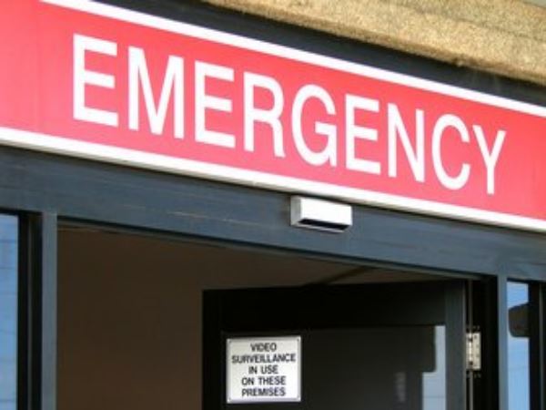 baghpat ward boy and a employee of hospital gangraped a woman in emergency ward baghpat ward boy and a employee of hospital gangraped a woman in emergency ward