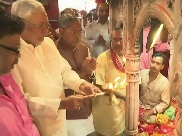 Nitish Kumar Nitish Kumar