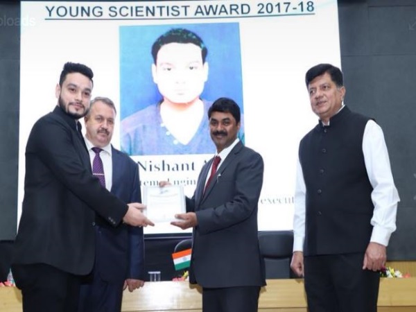 निशांत को पिछले महीने मिला था 'यंग साइंटिस्ट अवॉर्ड'