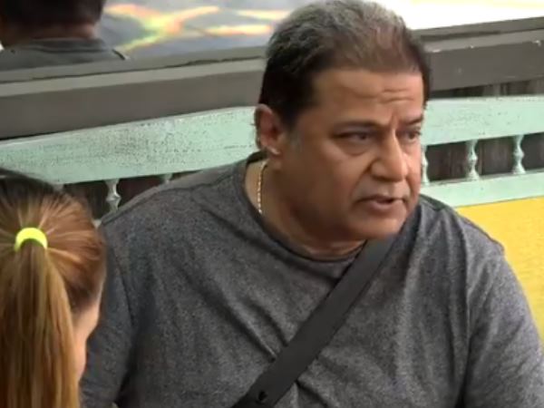 अनूप जलोटा ने गर्लफ्रेंड से किया ब्रेकअप