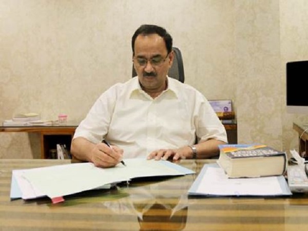 सीबीआई रिश्वत मामले में नया मोड़