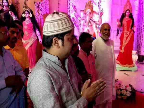 hindus and muslims worship durga pooja together in barabanki in uttar pradesh hindus and muslims worship durga pooja together in barabanki in uttar pradesh