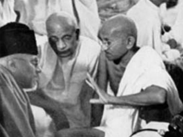 हमें मुसीबतों से डरना नहीं चाहिये