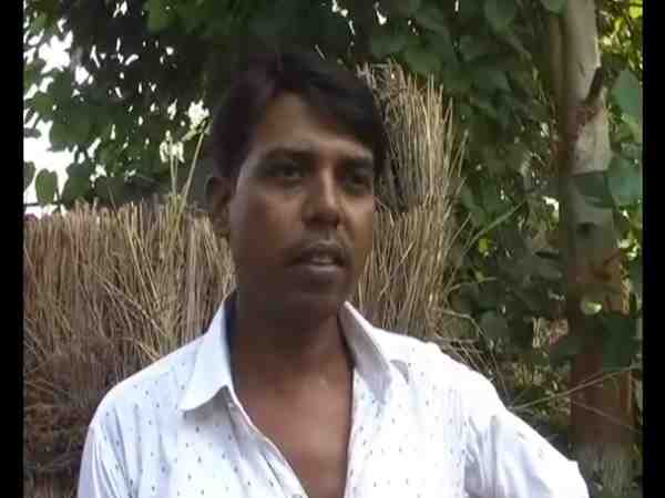 husband gifted toilet to his wife on karwa chauth husband gifted toilet to his wife on karwa chauth