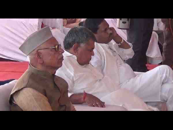 mla were sleeping during rajnath singh speech in bhimrao university mla were sleeping during rajnath singh speech in bhimrao university