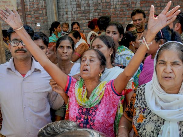 सरकार ने किया मुआवजे का ऐलान