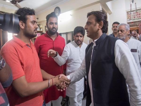 'निवेशकों की निगाह में यूपी की छवि विकृत'