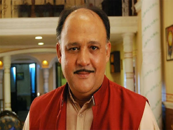 आलोक नाथ पर लगा रेप का आरोप
