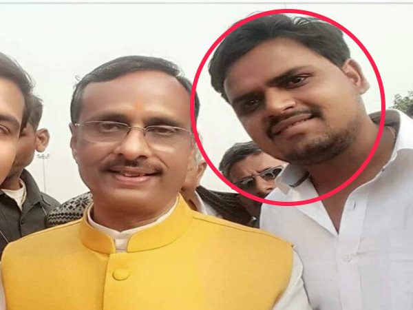 shahjahanpur BJP leader misbehaves to traffic policemen shahjahanpur BJP leader misbehaves to traffic policemen