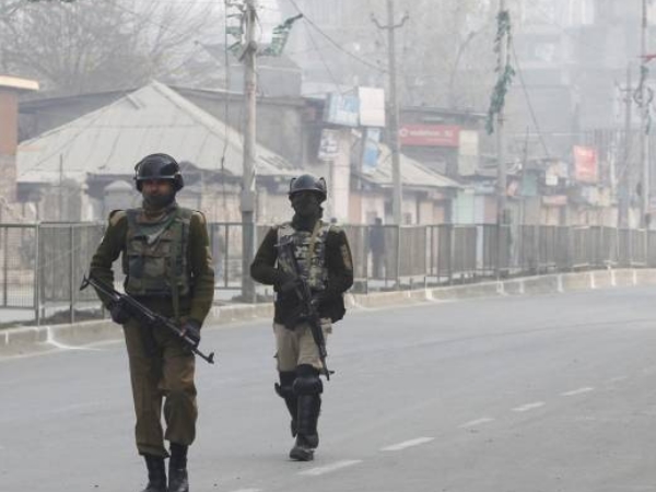 Two CRPF men wounded in Pulwama militant attack Two CRPF men wounded in Pulwama militant attack