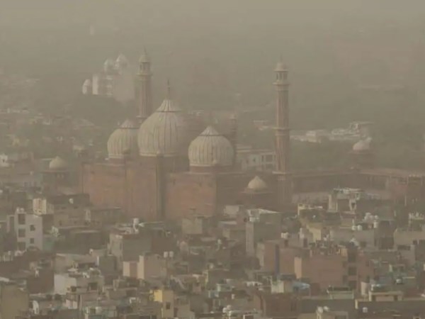 Delhi Air quality turns poor likely to worsen in coming days Delhi Air quality turns poor likely to worsen in coming days