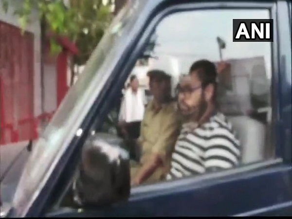 अभिजीत के सिर पर चोट के निशान